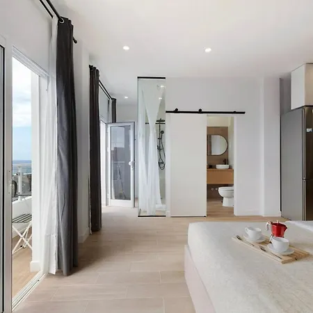La Laguna Apartment