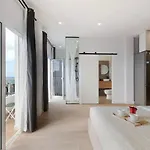 La Laguna Apartment